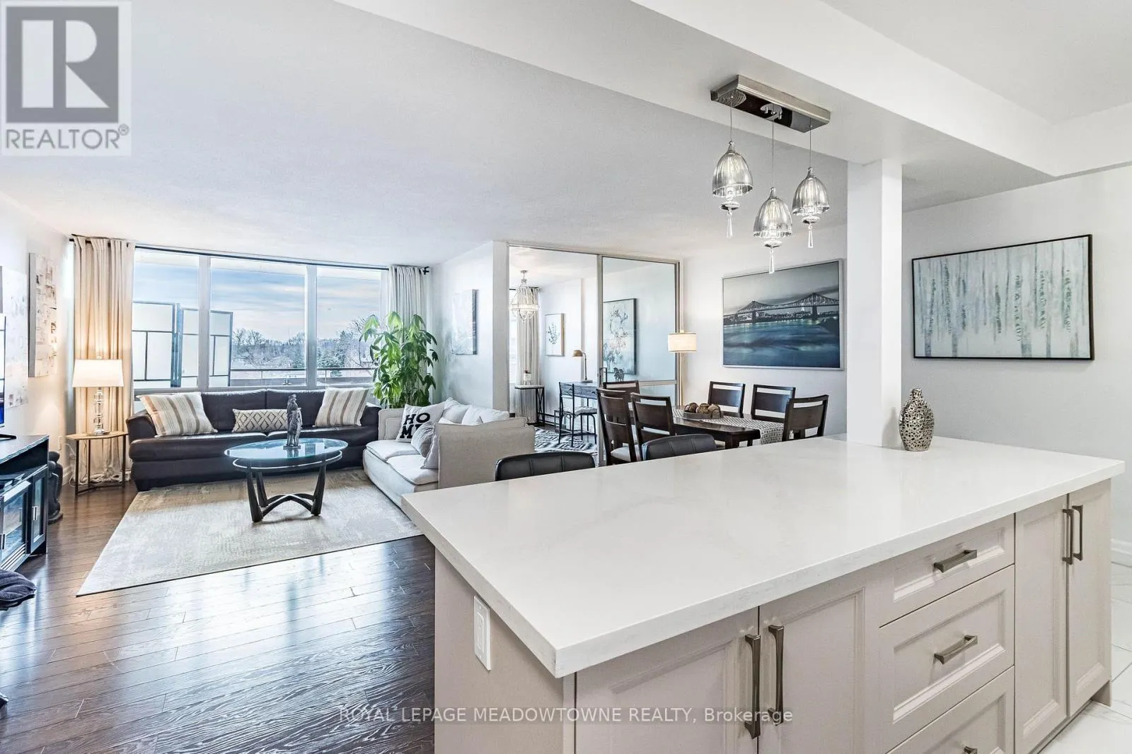 406 - 61 RICHVIEW ROAD