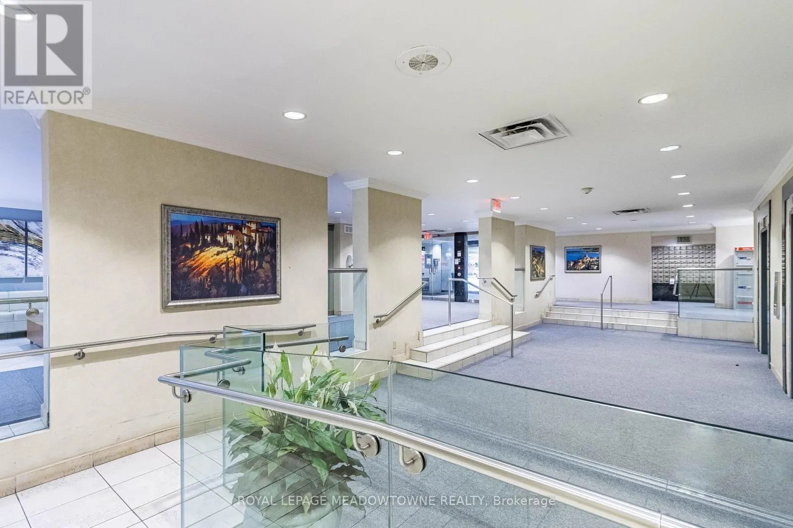 406 - 61 RICHVIEW ROAD