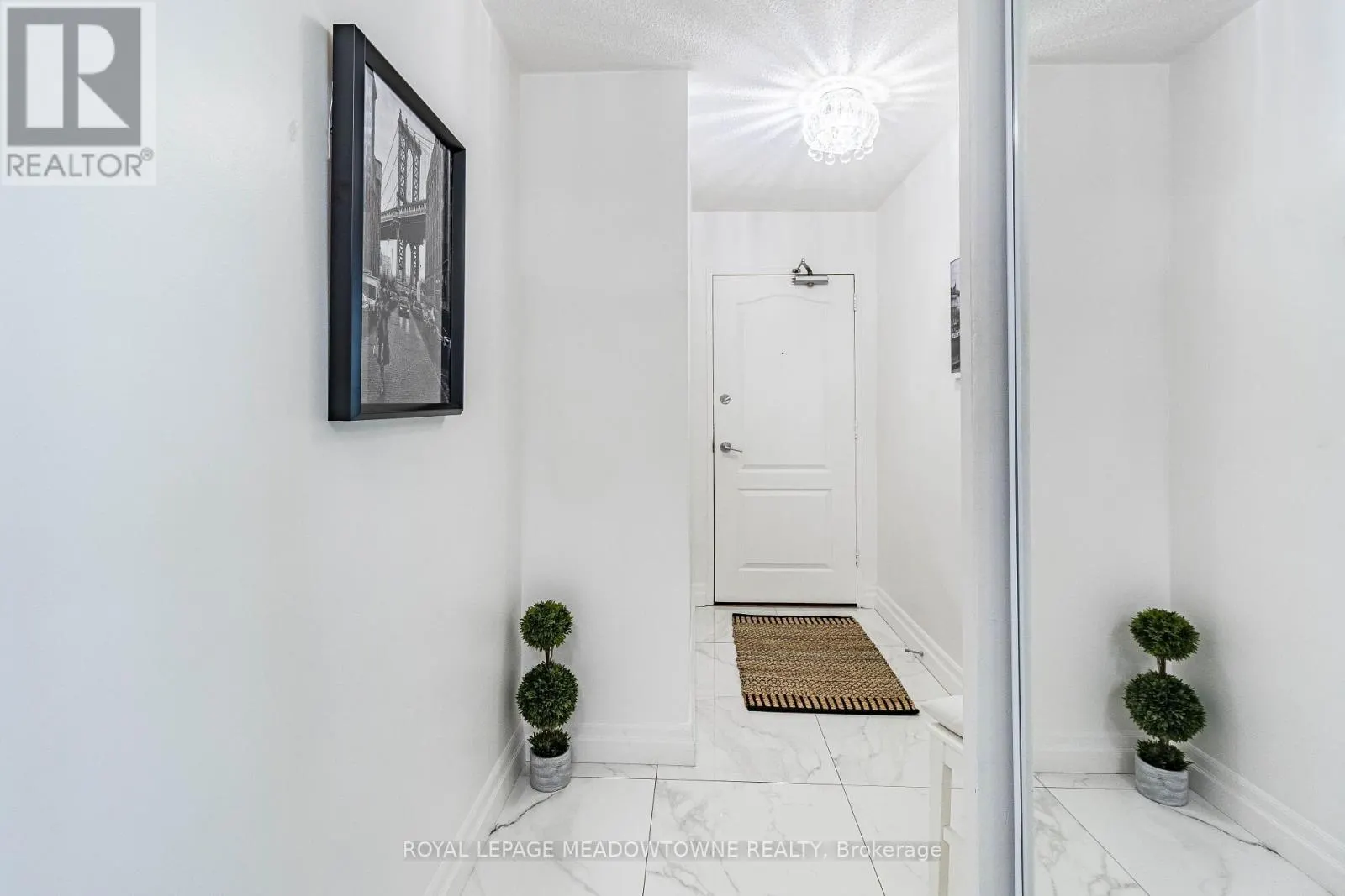 406 - 61 RICHVIEW ROAD