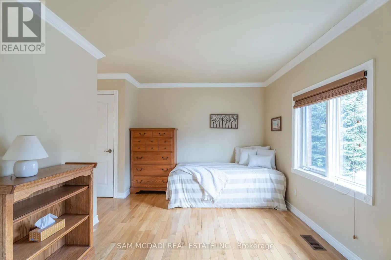 5114 FOREST HILL DRIVE