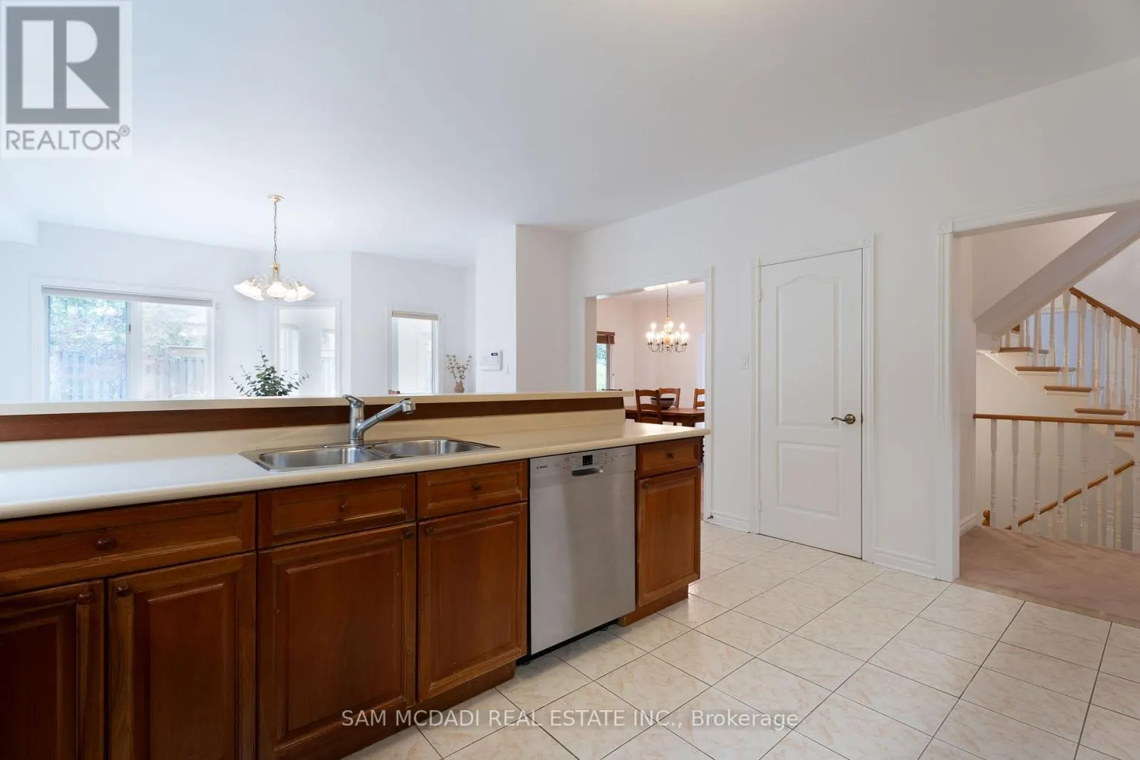 5114 FOREST HILL DRIVE