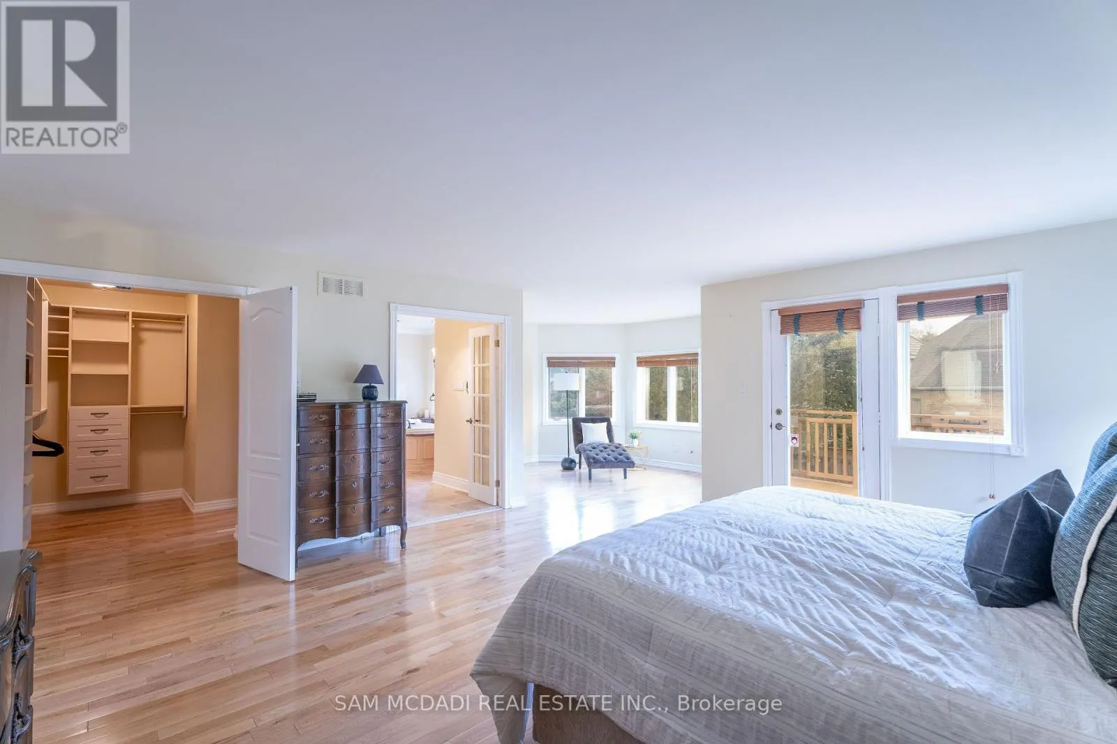 5114 FOREST HILL DRIVE