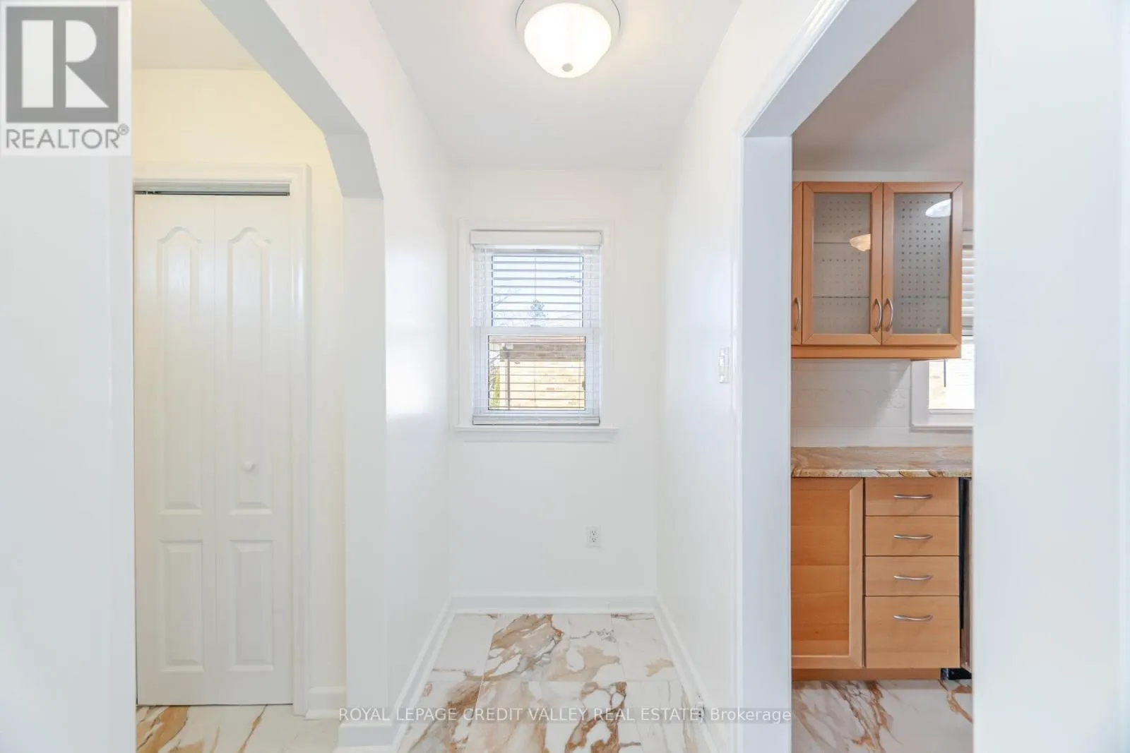 2143 MOUNTAINSIDE DRIVE