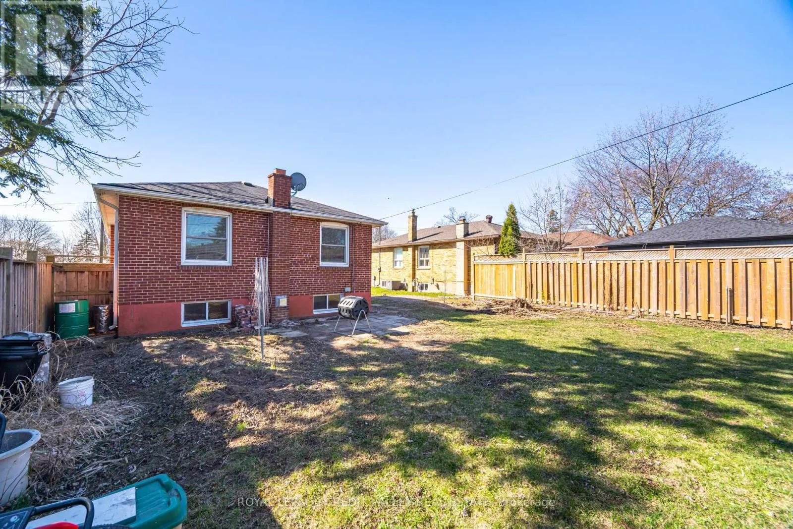 2143 MOUNTAINSIDE DRIVE