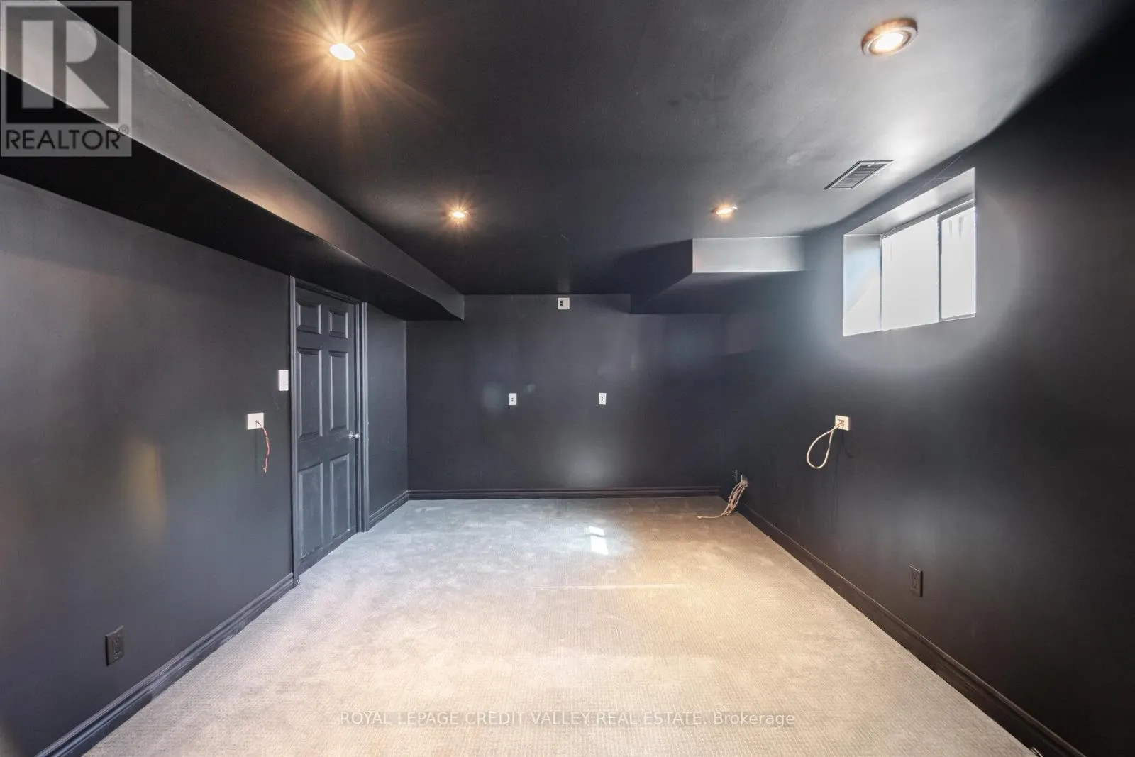 2143 MOUNTAINSIDE DRIVE