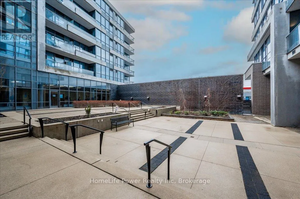 2102 - 1 HURONTARIO STREET, #2102
