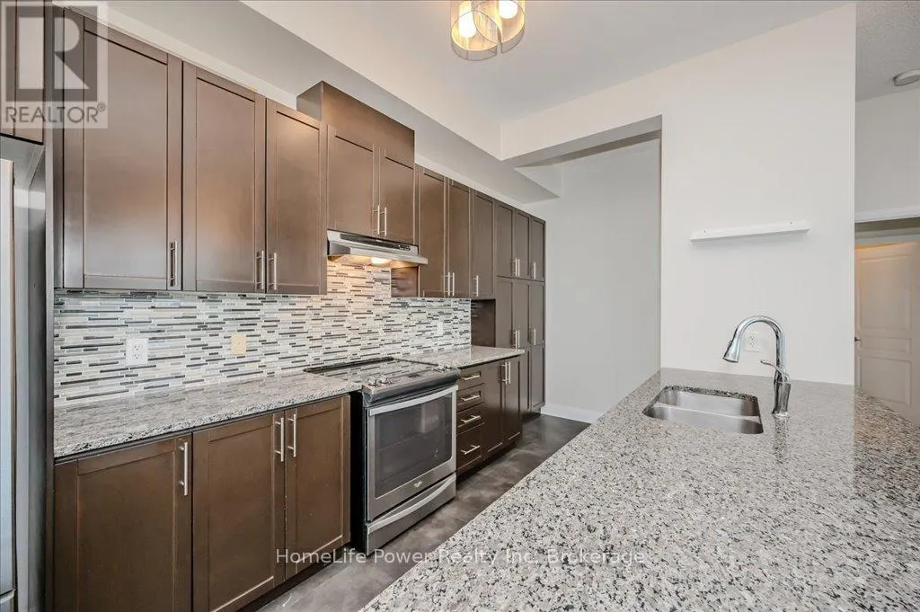 2102 - 1 HURONTARIO STREET, #2102