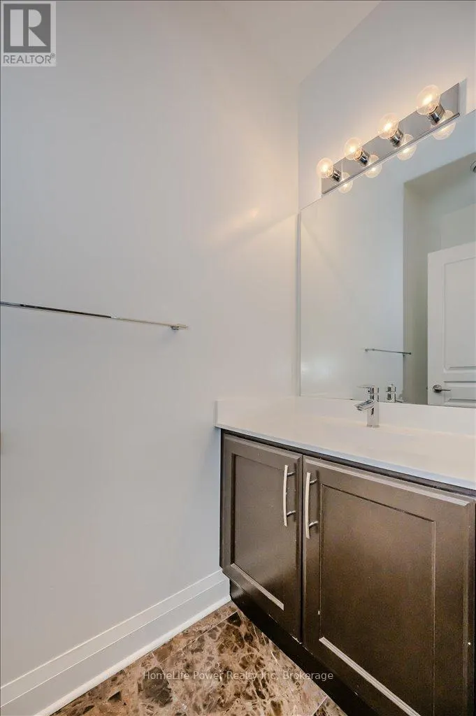 2001 - 1 HURONTARIO STREET, #2001