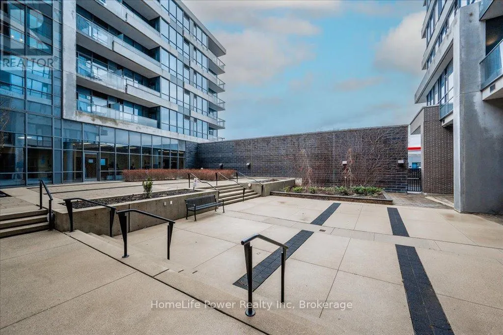 2001 - 1 HURONTARIO STREET, #2001
