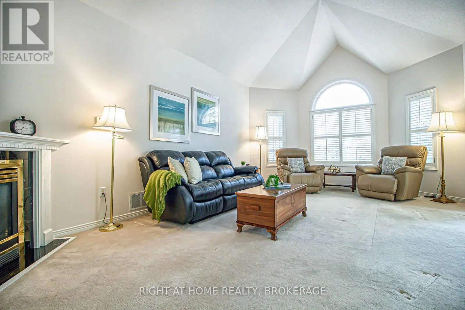 2156 COUNTRY CLUB DRIVE