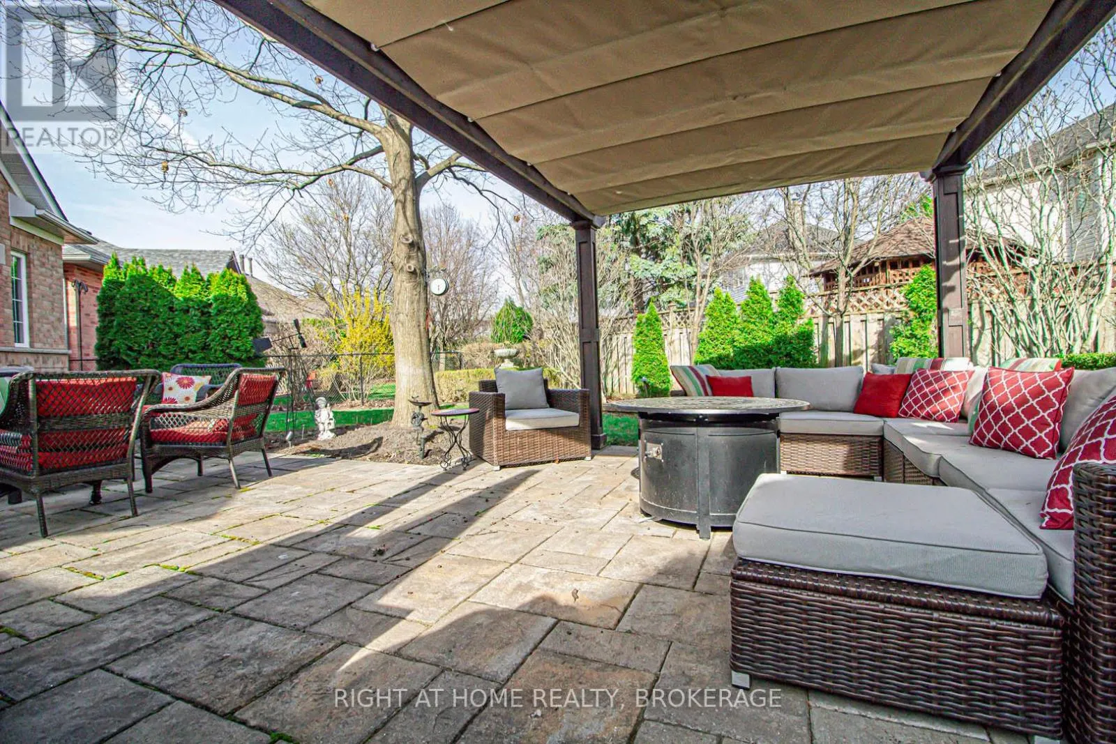 2156 COUNTRY CLUB DRIVE