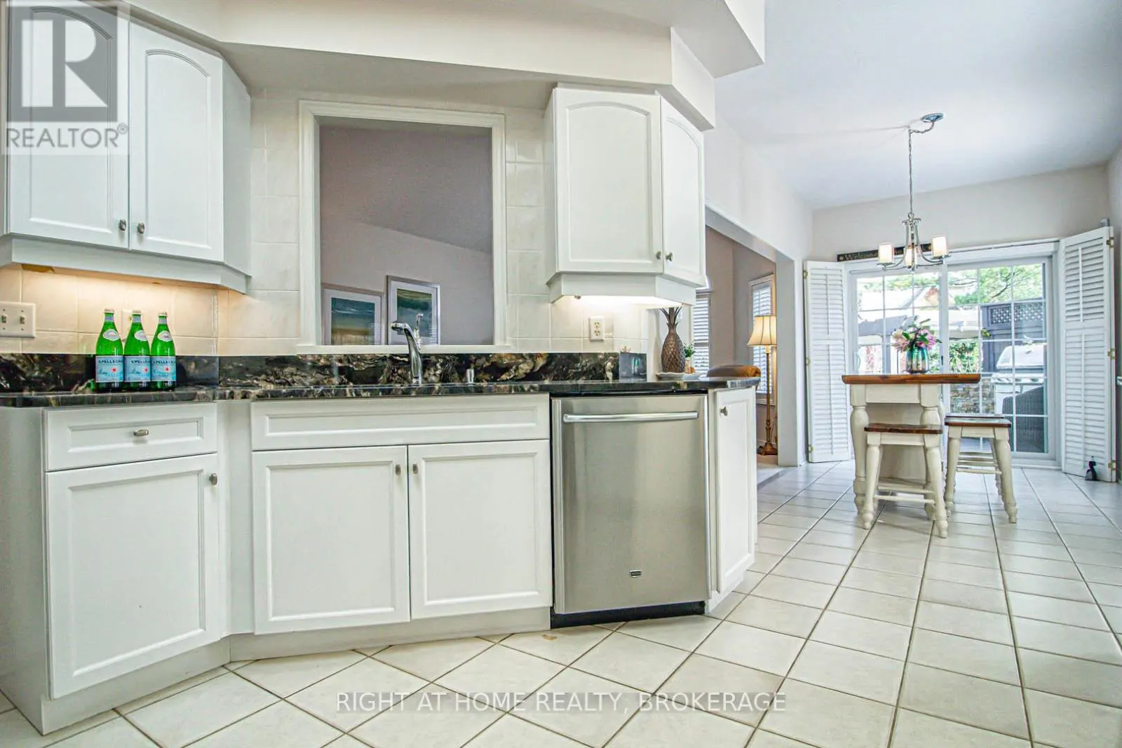 2156 COUNTRY CLUB DRIVE