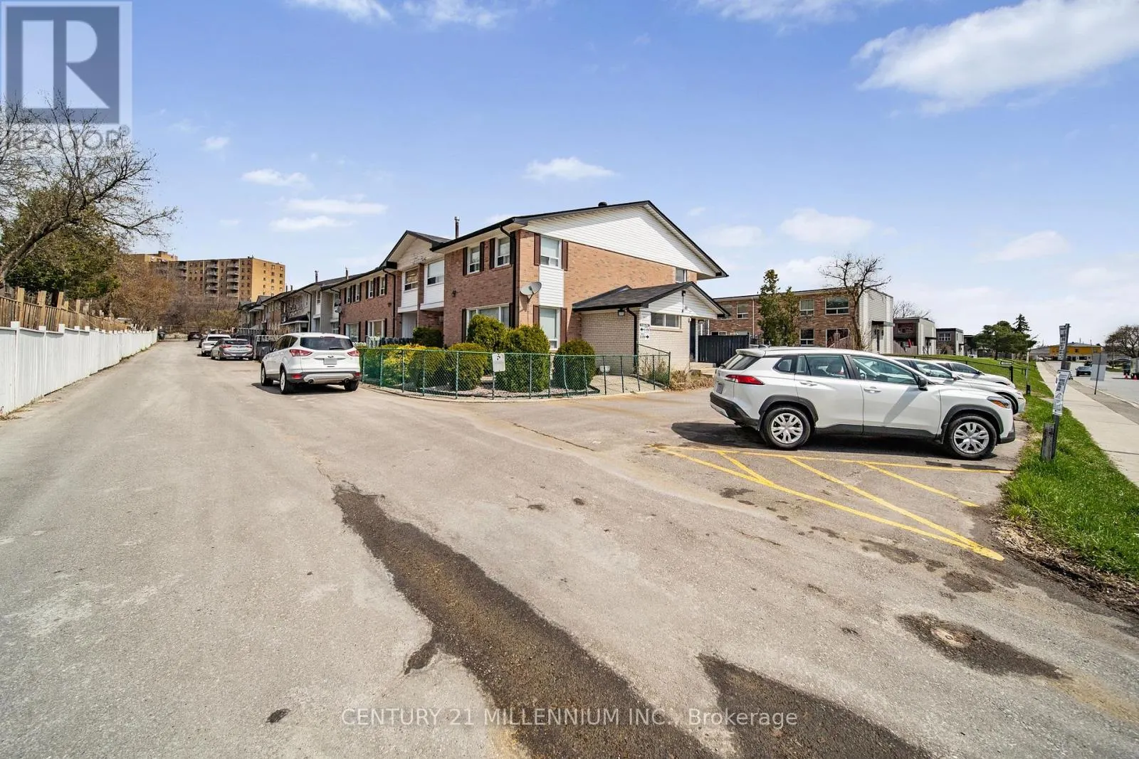 19 - 61 ARDGLEN DRIVE