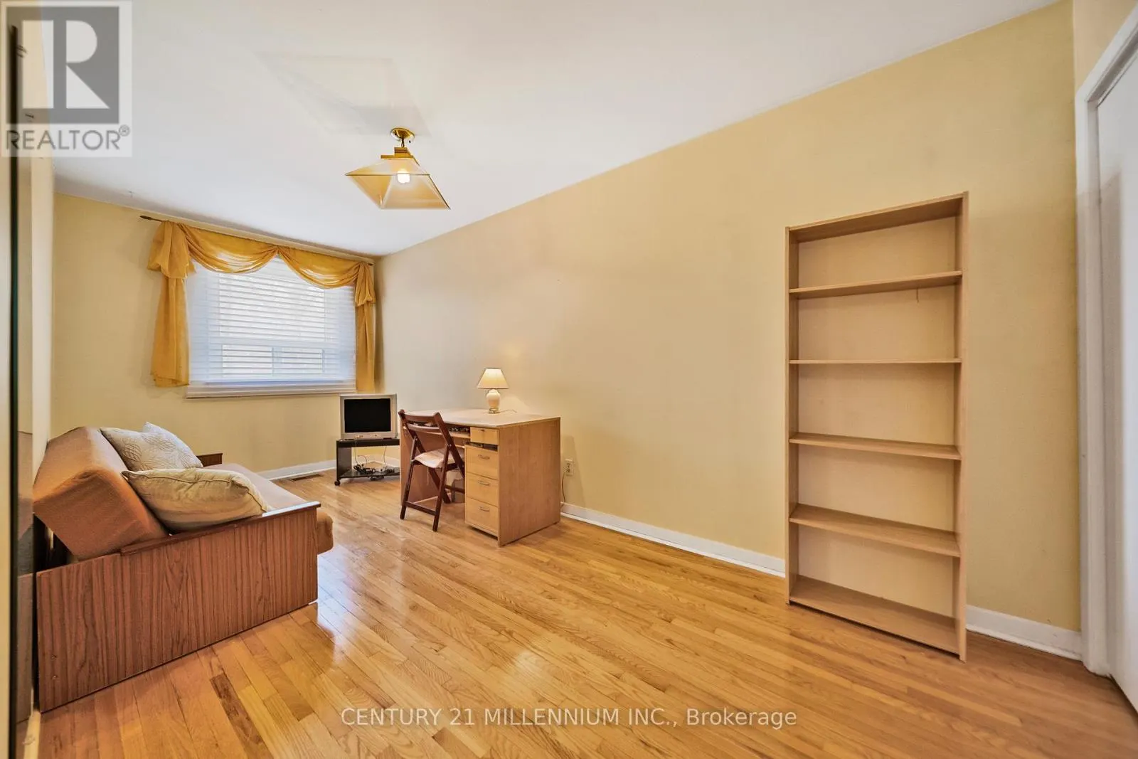 19 - 61 ARDGLEN DRIVE