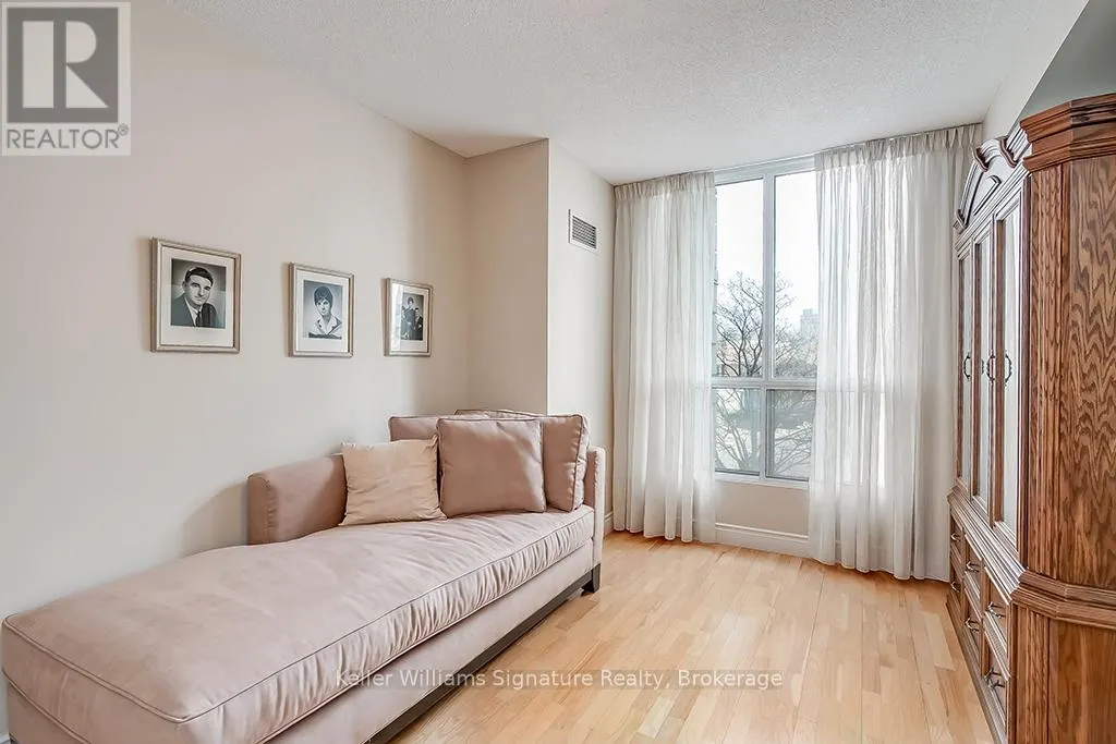 205 - 442 MAPLE AVENUE, #205