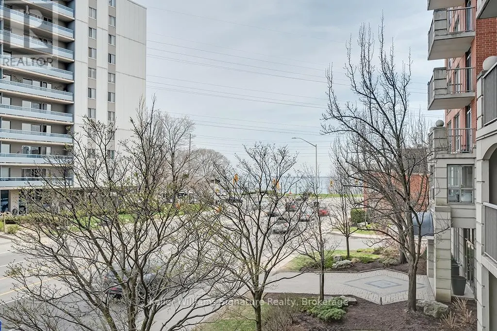 205 - 442 MAPLE AVENUE, #205