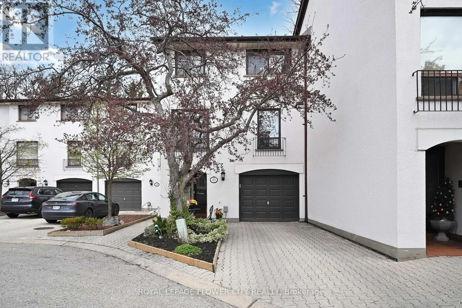 30 - 7077 ESTORIL ROAD