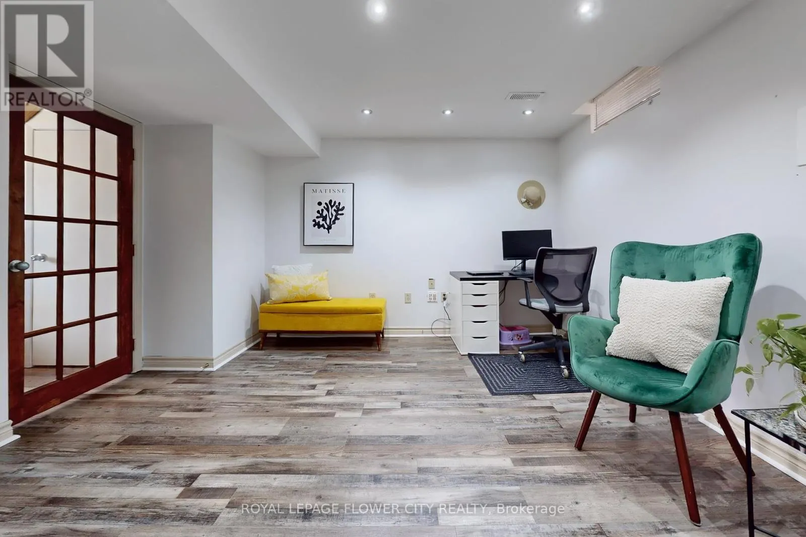 30 - 7077 ESTORIL ROAD