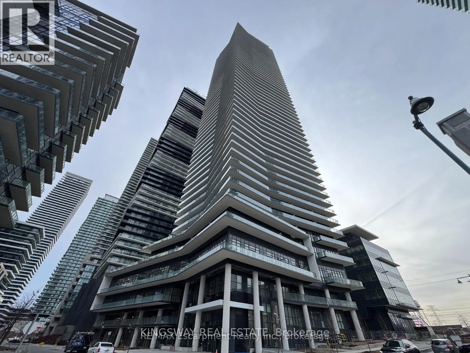 2311 - 38 ANNIE CRAIG DRIVE