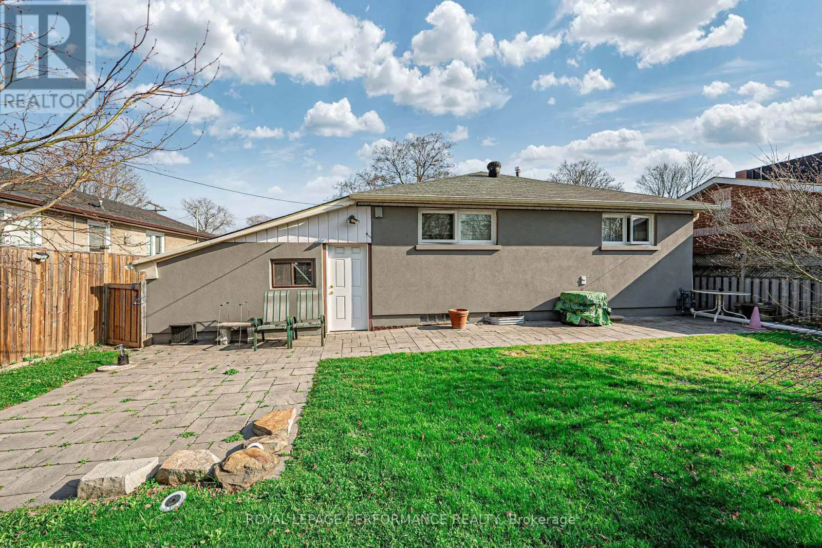18 COURTWRIGHT ROAD