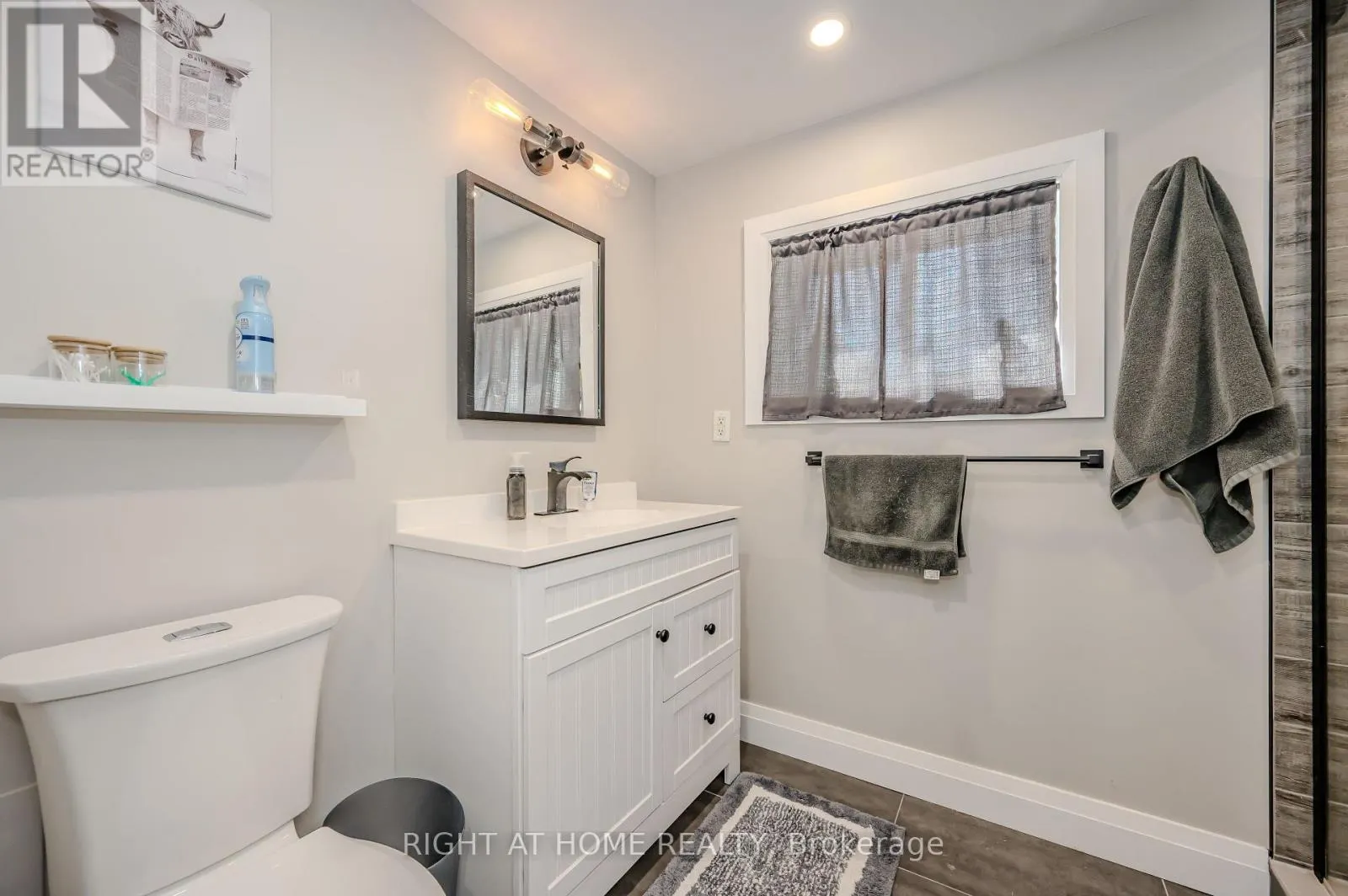 126 POPLAR AVENUE
