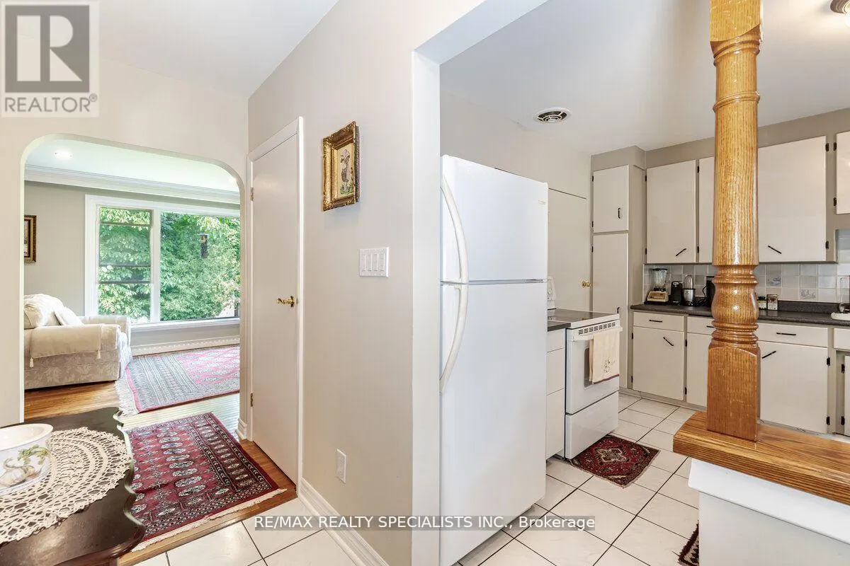 3 ALLAN PARK ROAD