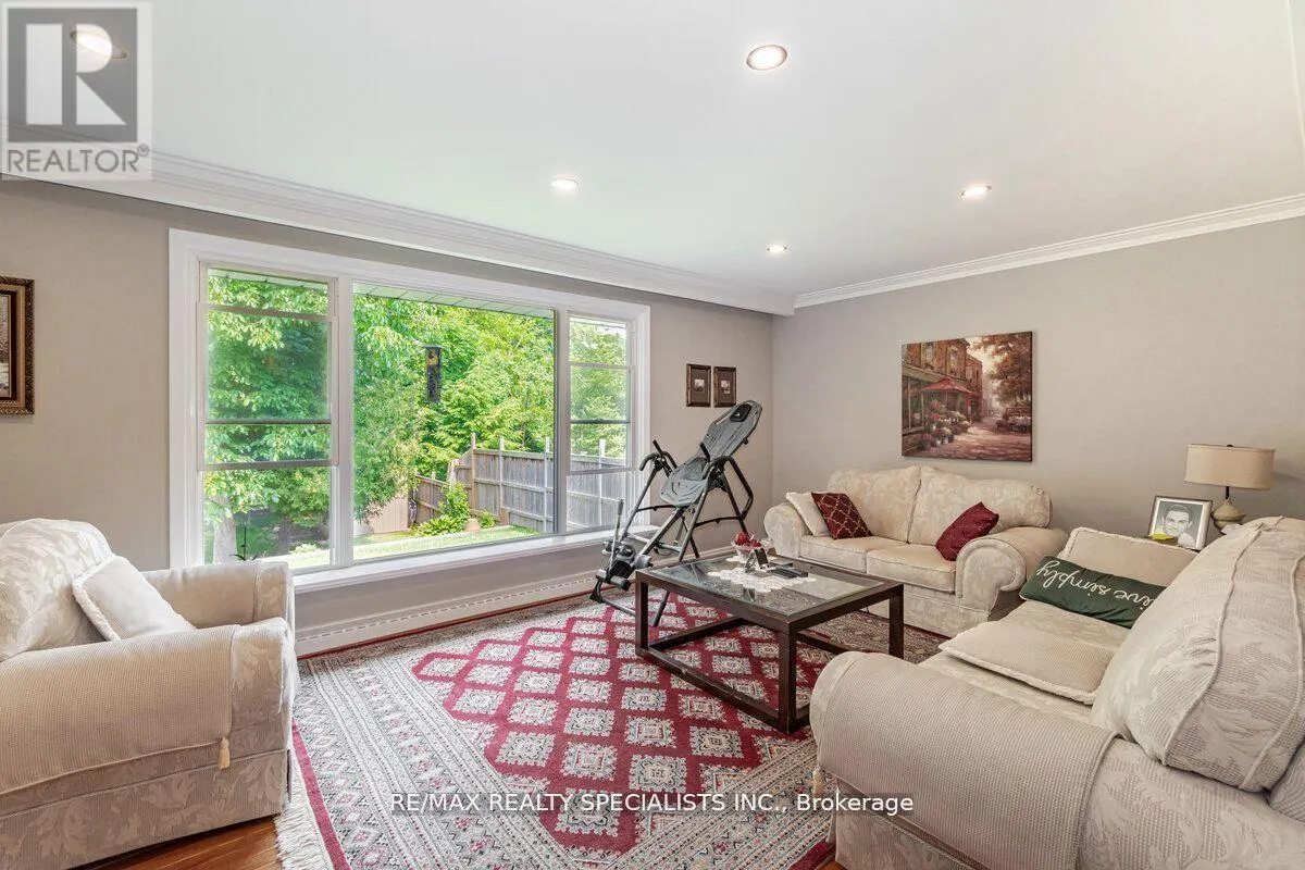 3 ALLAN PARK ROAD