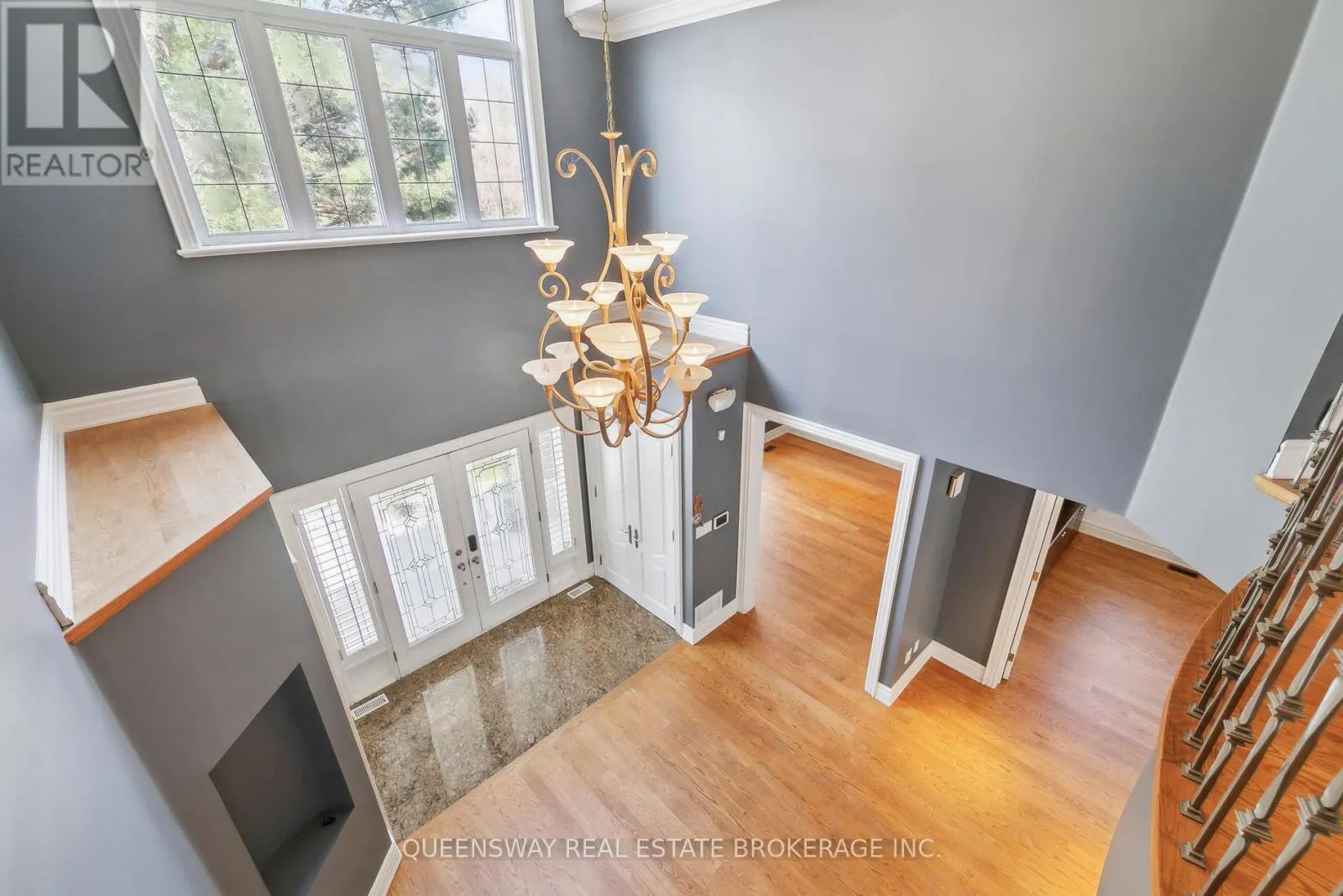 1371 CHRISEDEN DRIVE