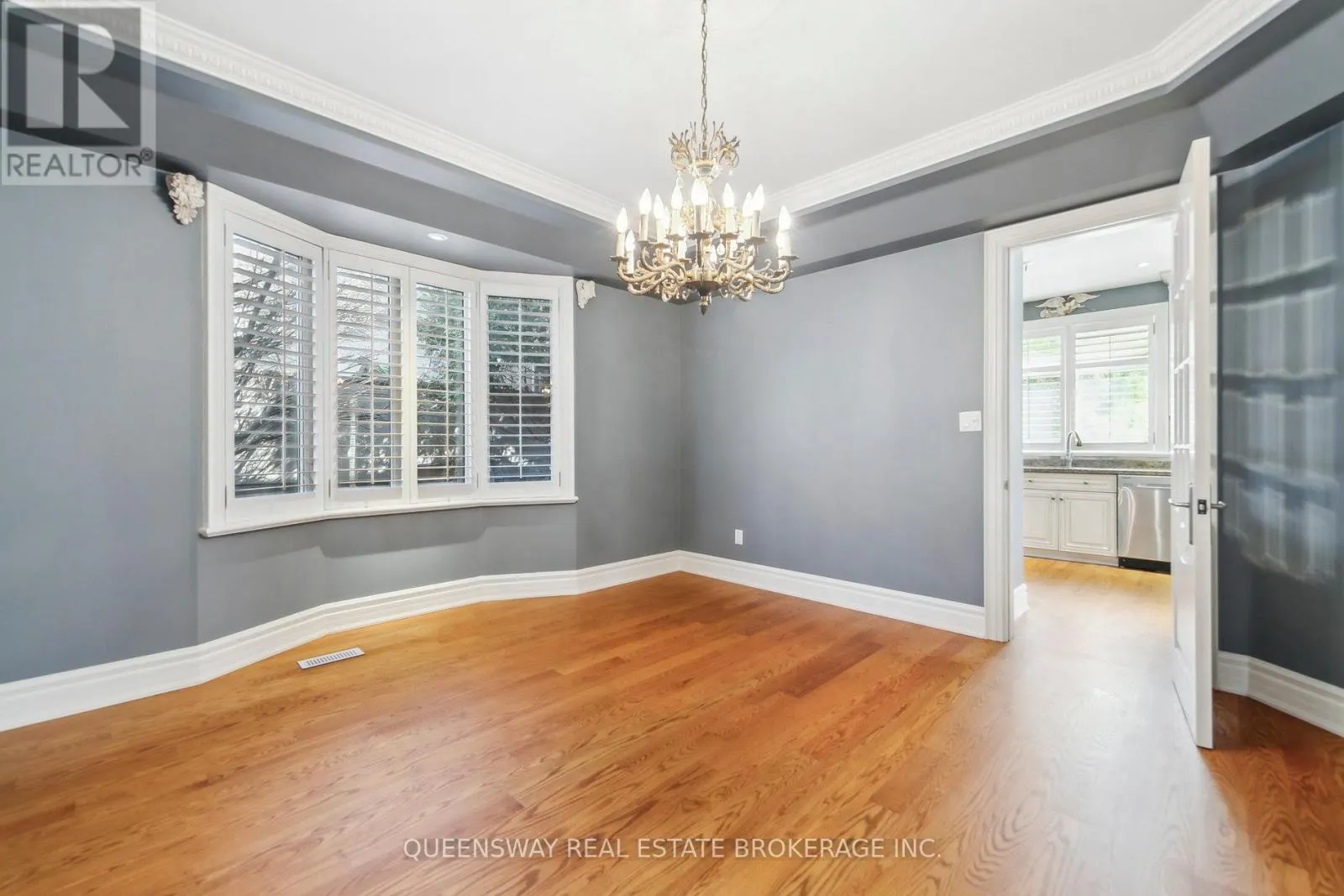 1371 CHRISEDEN DRIVE