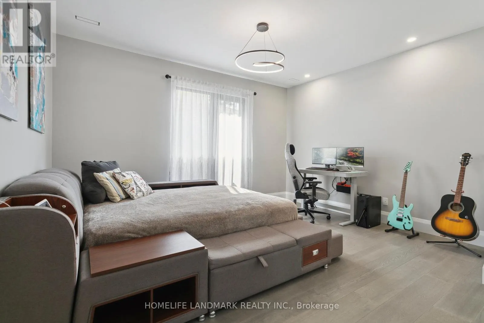 37 WANITA ROAD