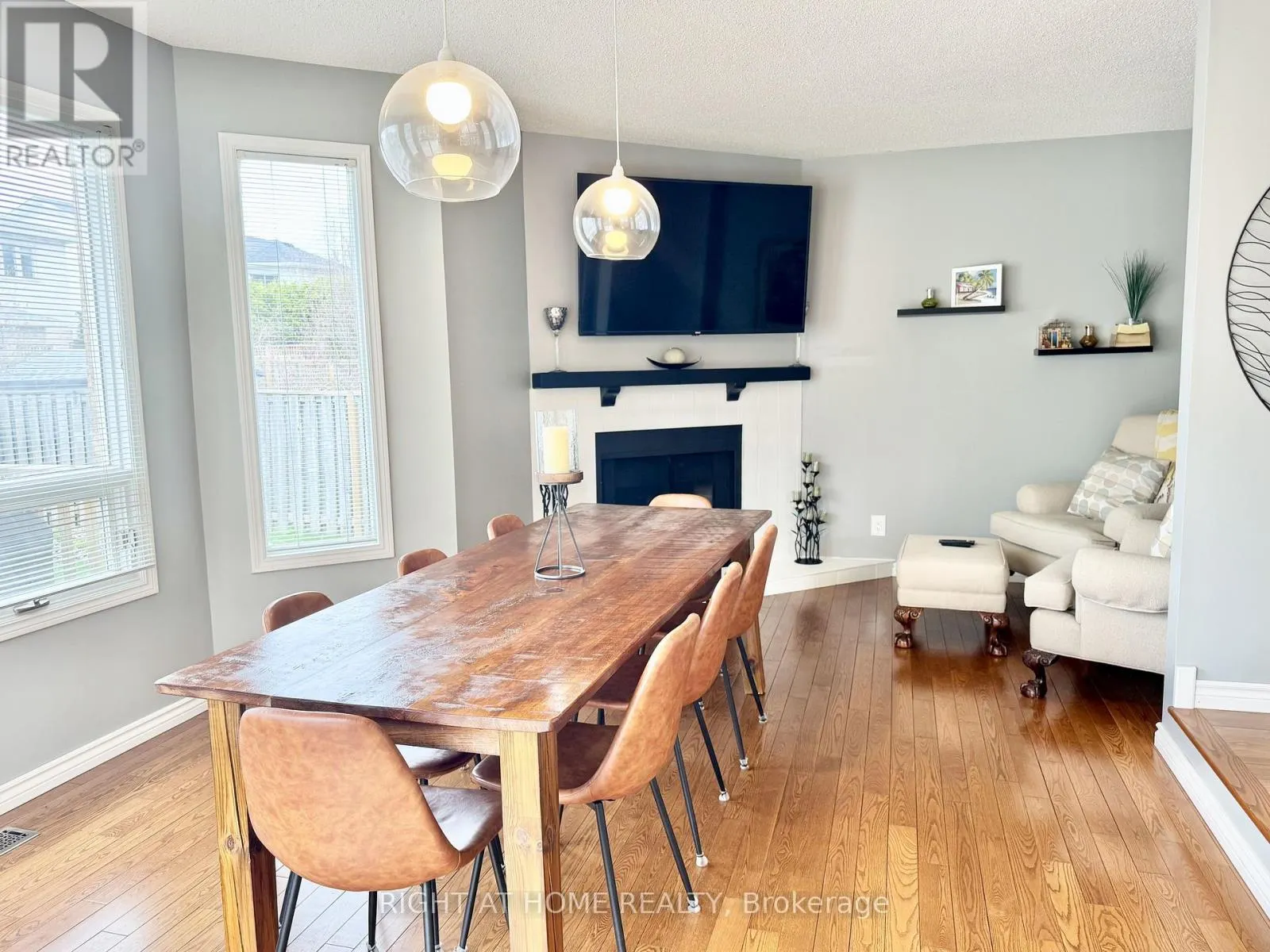 11 PASSMORE AVENUE