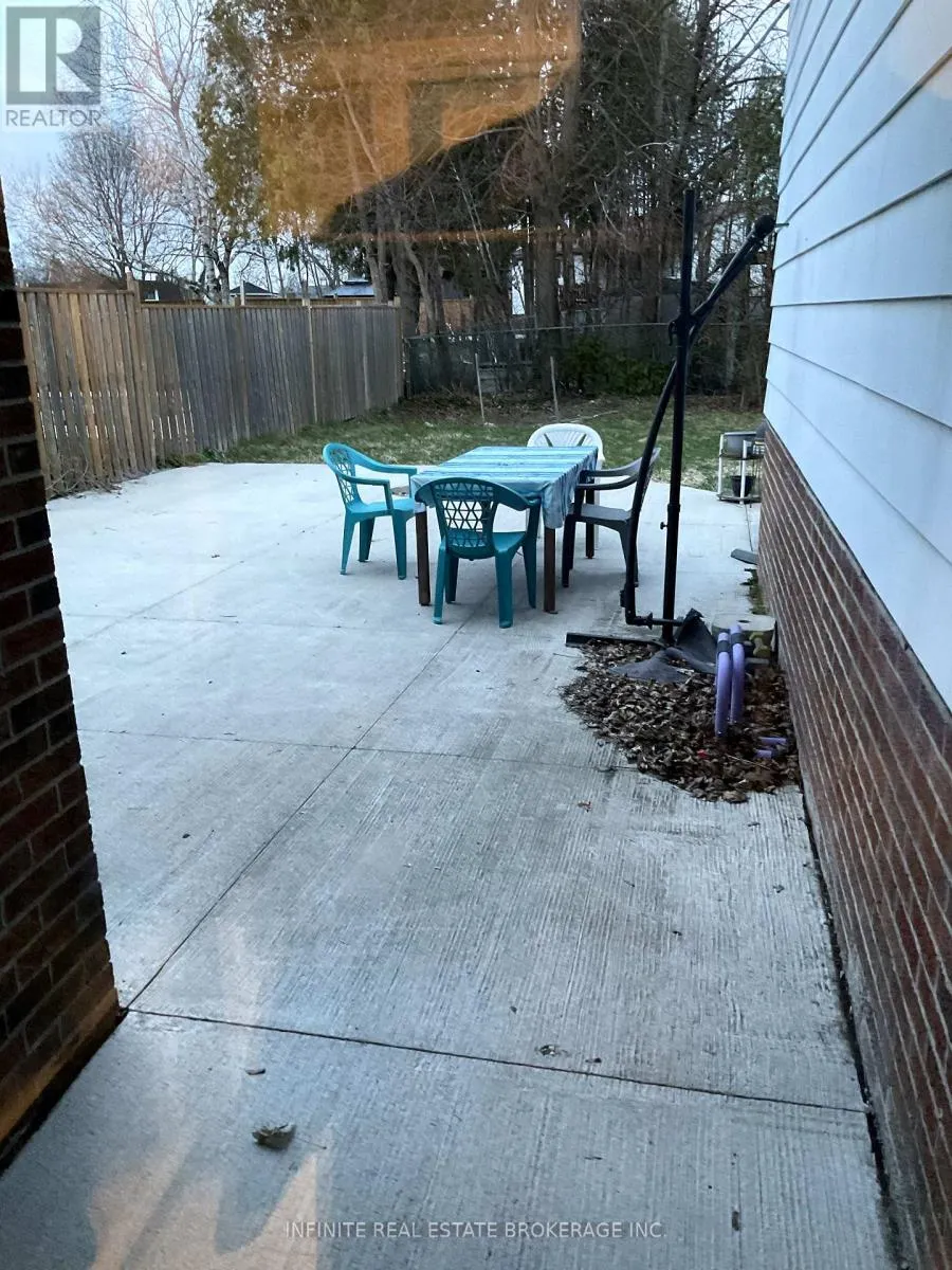 122 PARKVIEW DRIVE