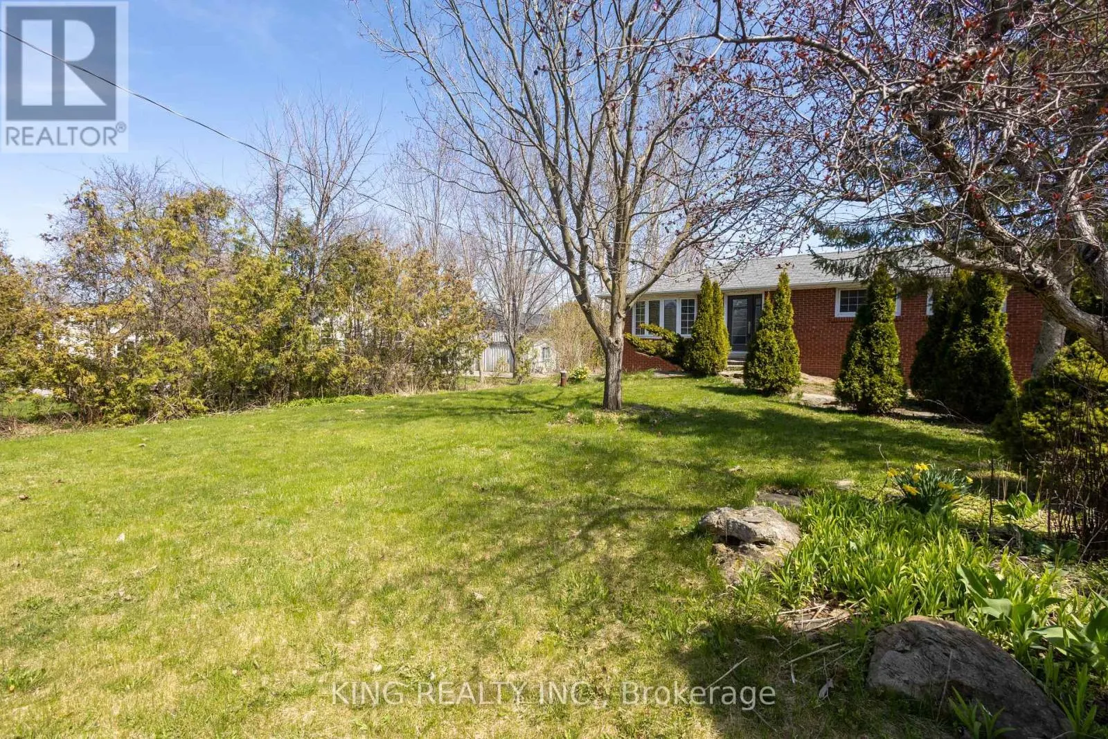 8387 GUELPH LINE