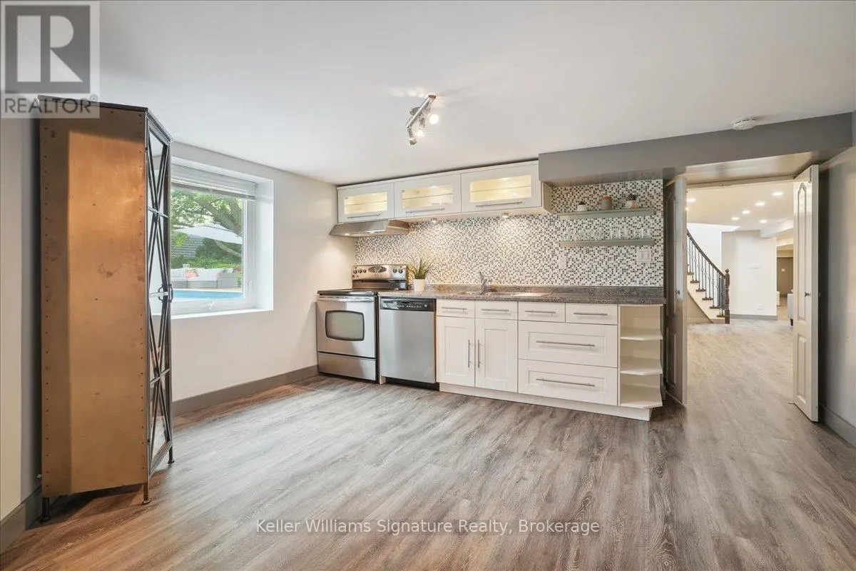 20 CRAVEN AVENUE