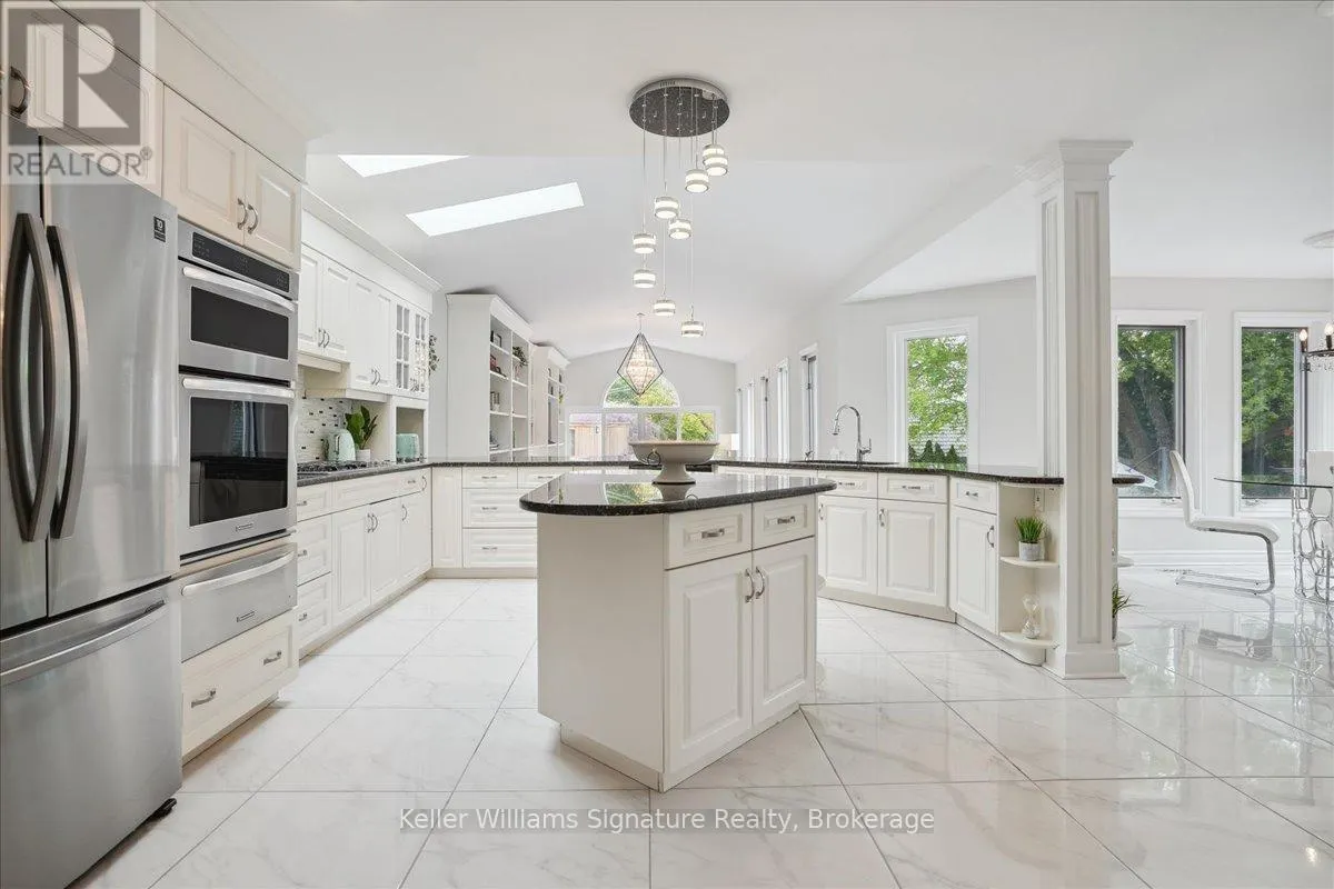 20 CRAVEN AVENUE