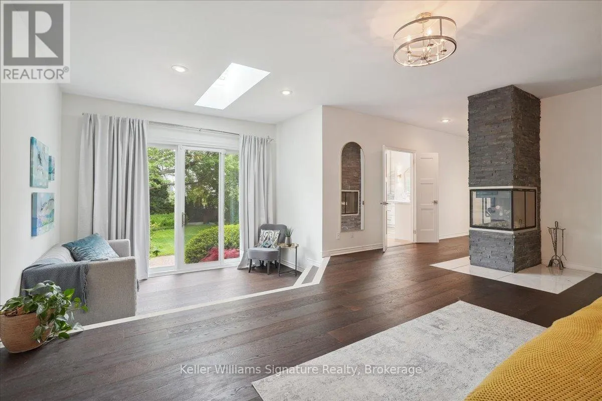 20 CRAVEN AVENUE
