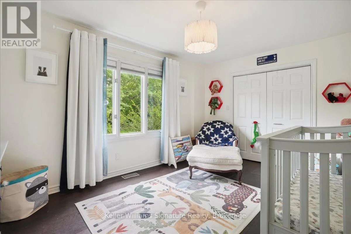 20 CRAVEN AVENUE