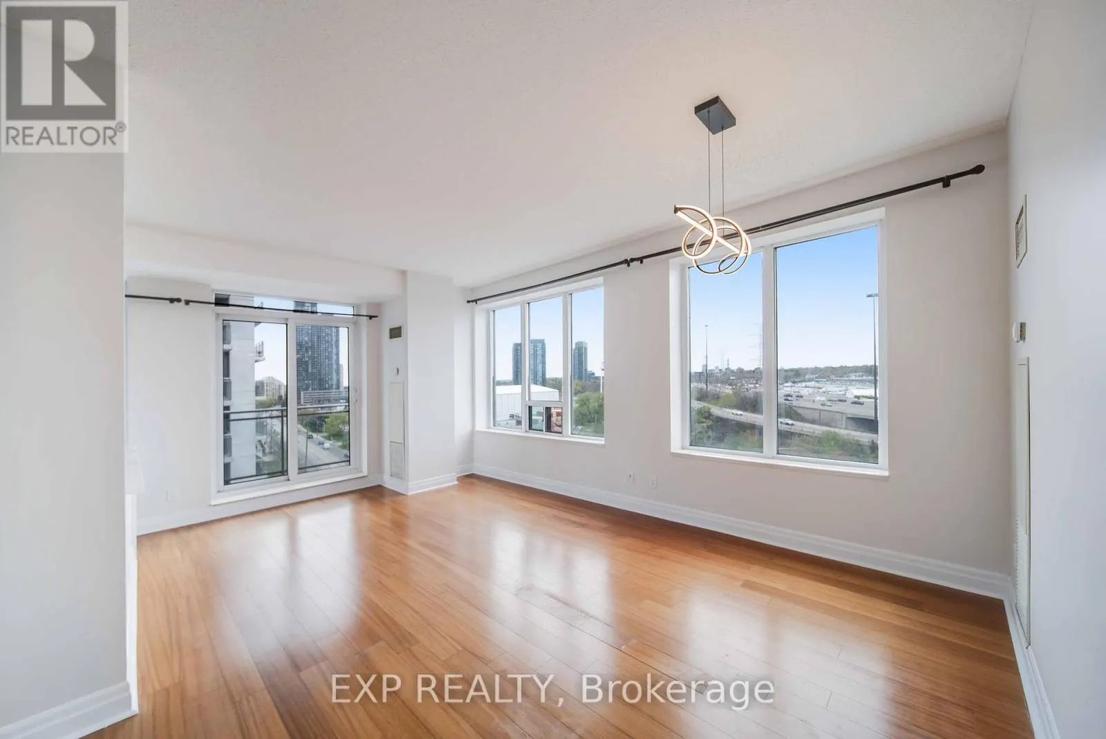 1003 - 2119 LAKESHORE BOULEVARD W, #1003