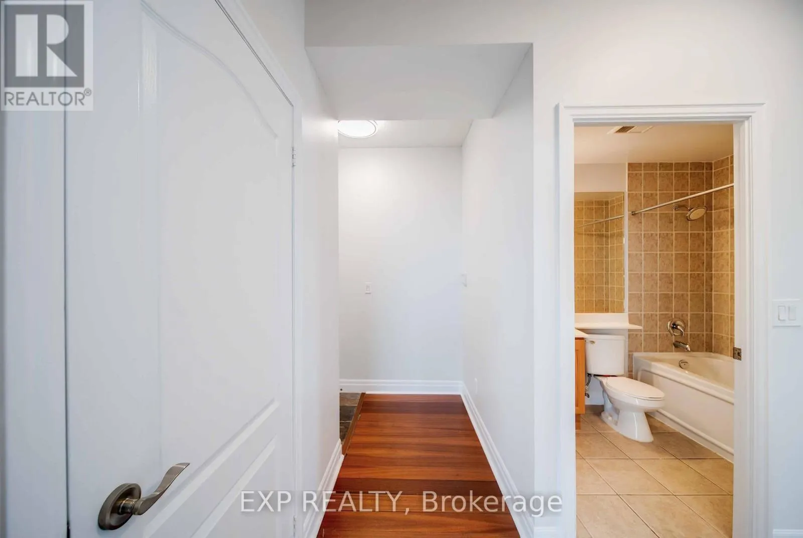 1003 - 2119 LAKESHORE BOULEVARD W, #1003