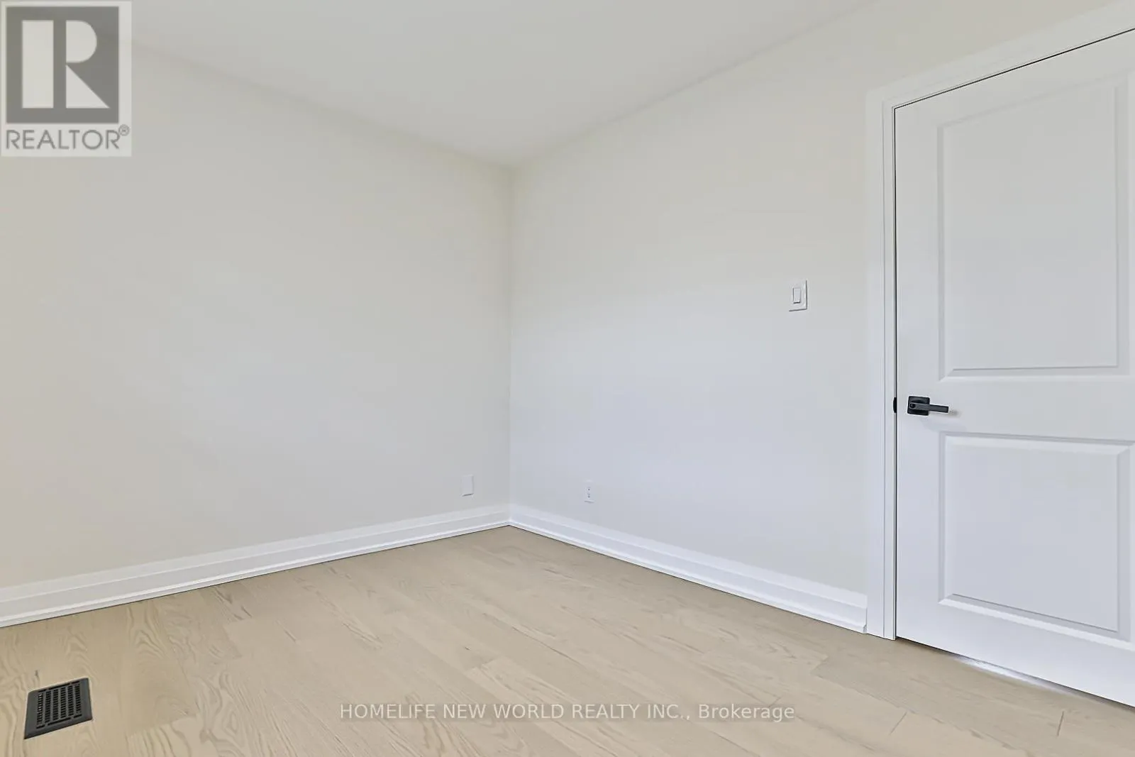 20 LADYWOOD DRIVE
