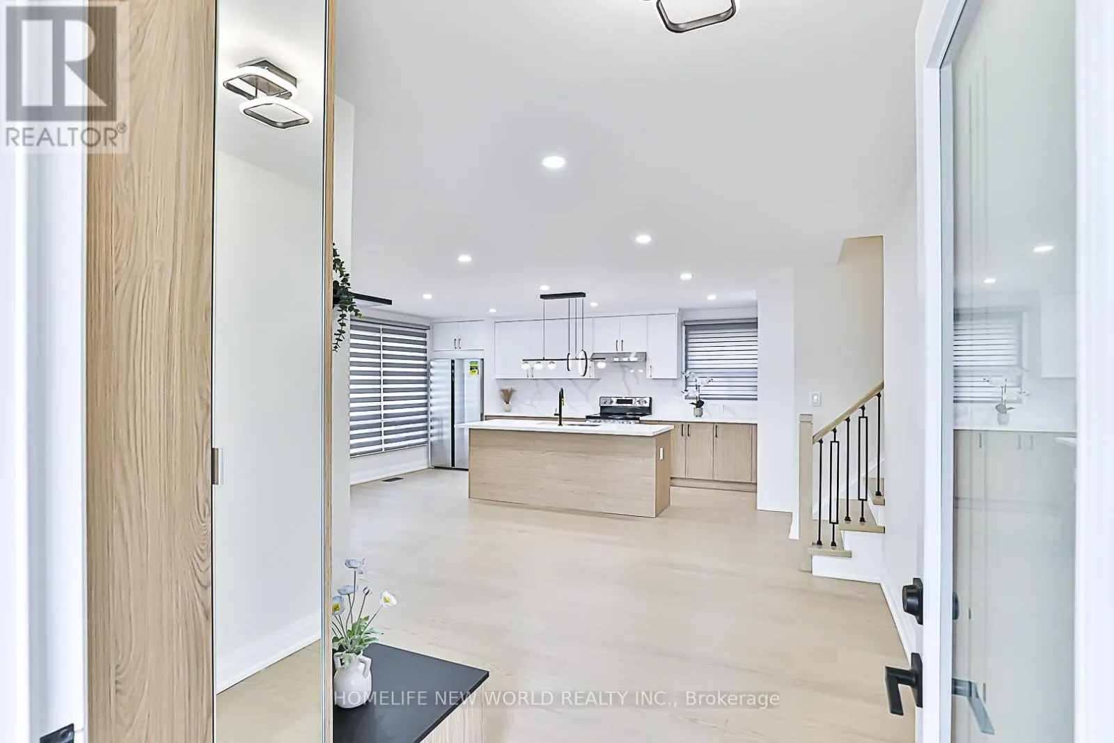 20 LADYWOOD DRIVE