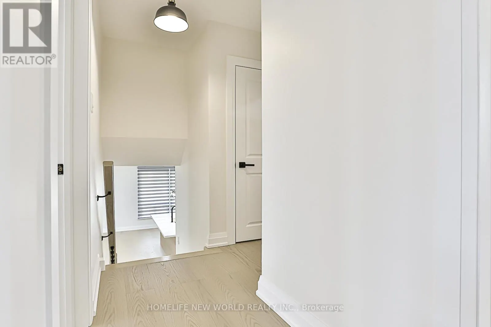 20 LADYWOOD DRIVE
