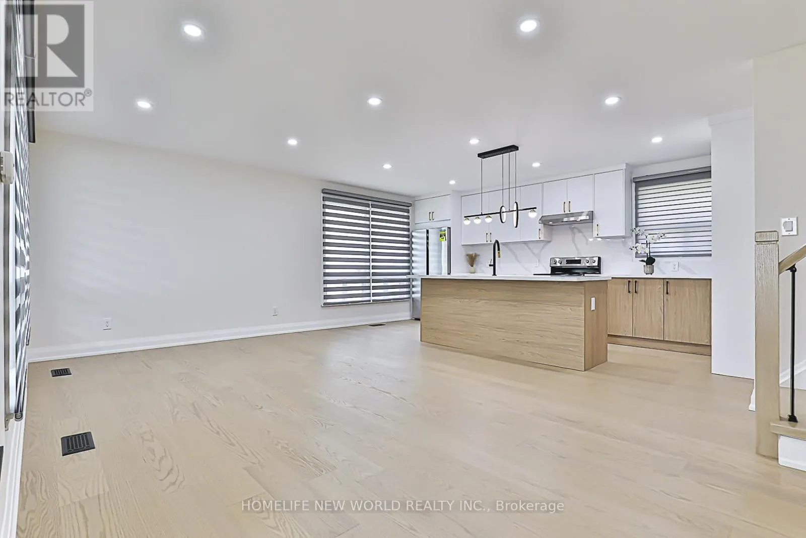 20 LADYWOOD DRIVE