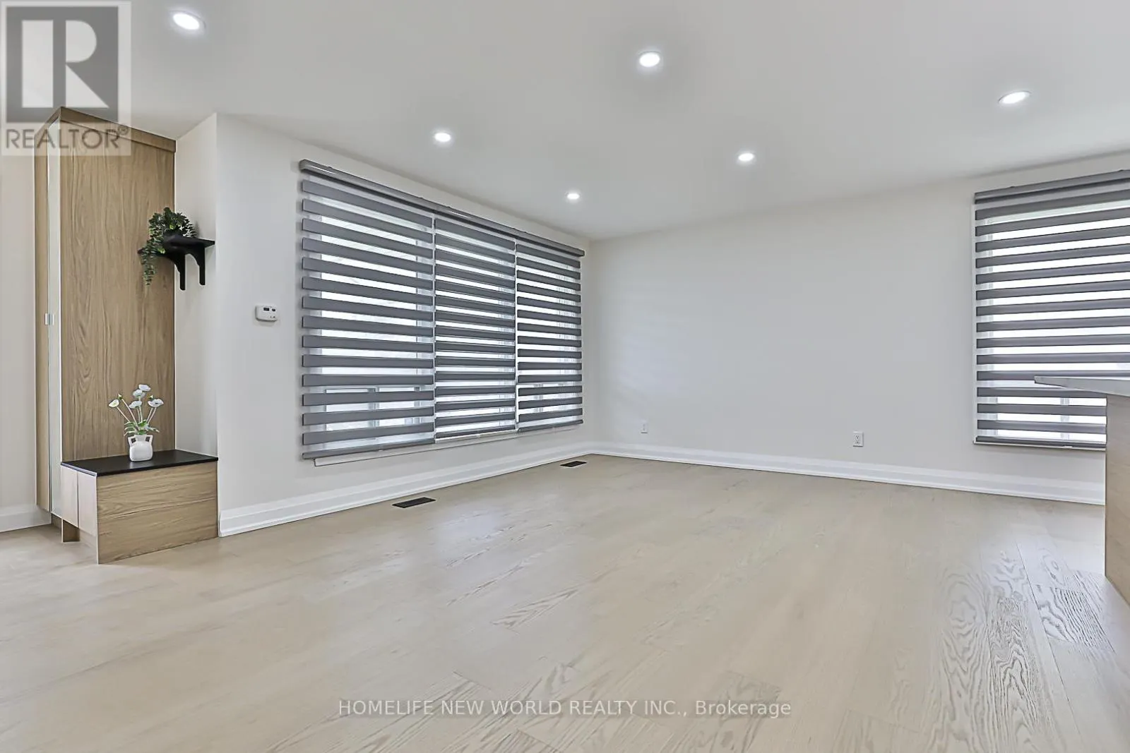 20 LADYWOOD DRIVE