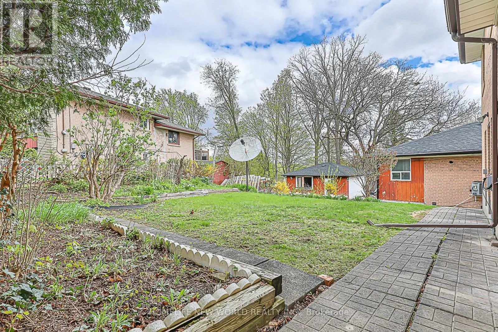 20 LADYWOOD DRIVE