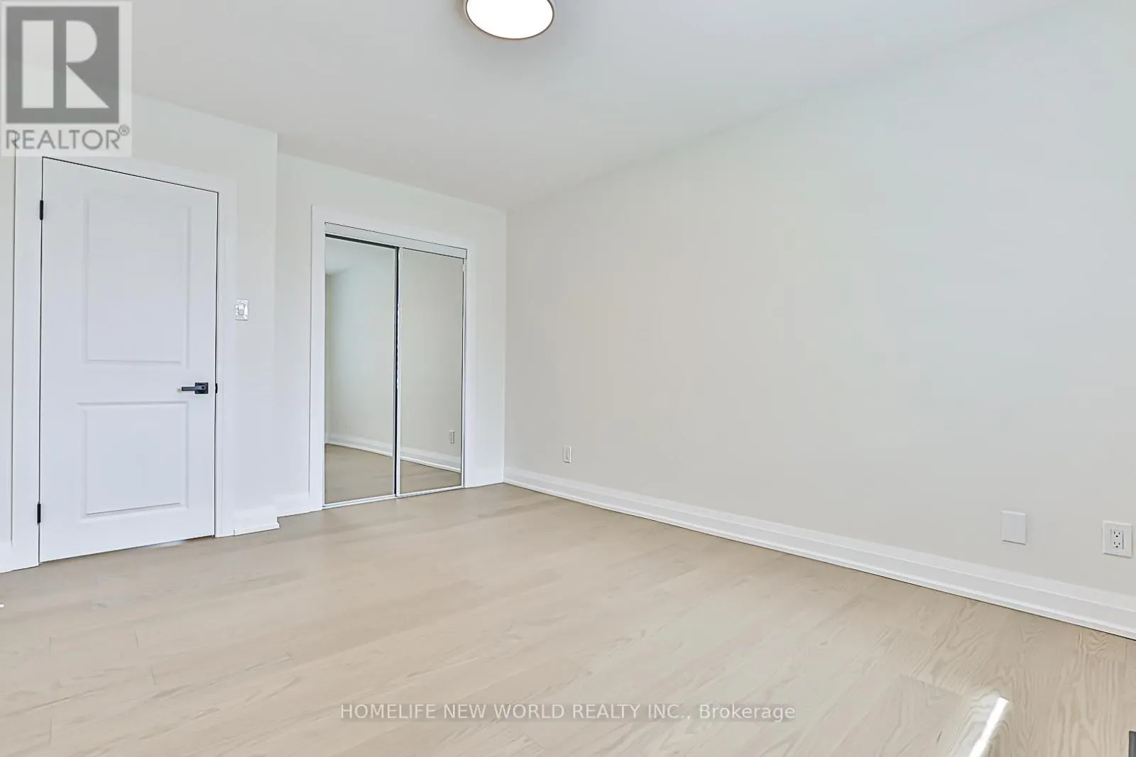 20 LADYWOOD DRIVE