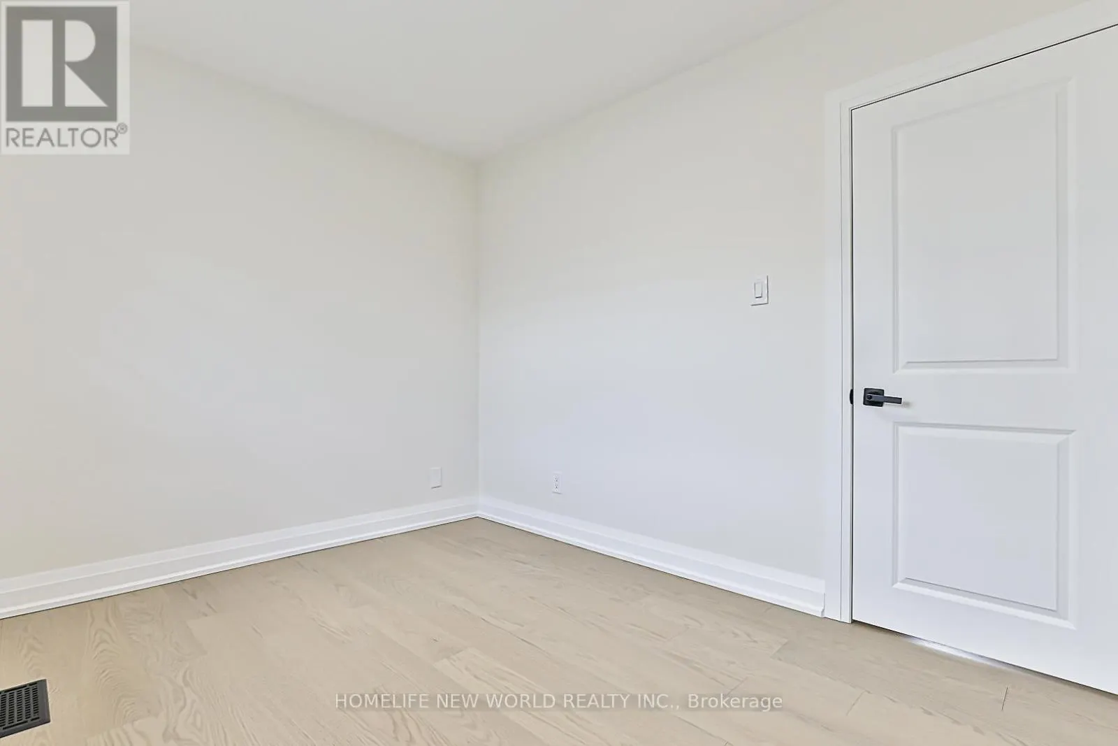 20 LADYWOOD DRIVE