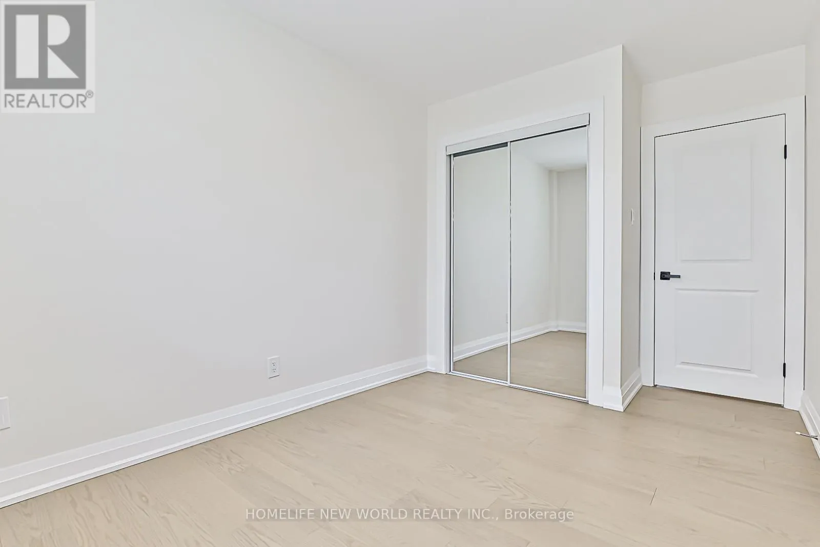 20 LADYWOOD DRIVE