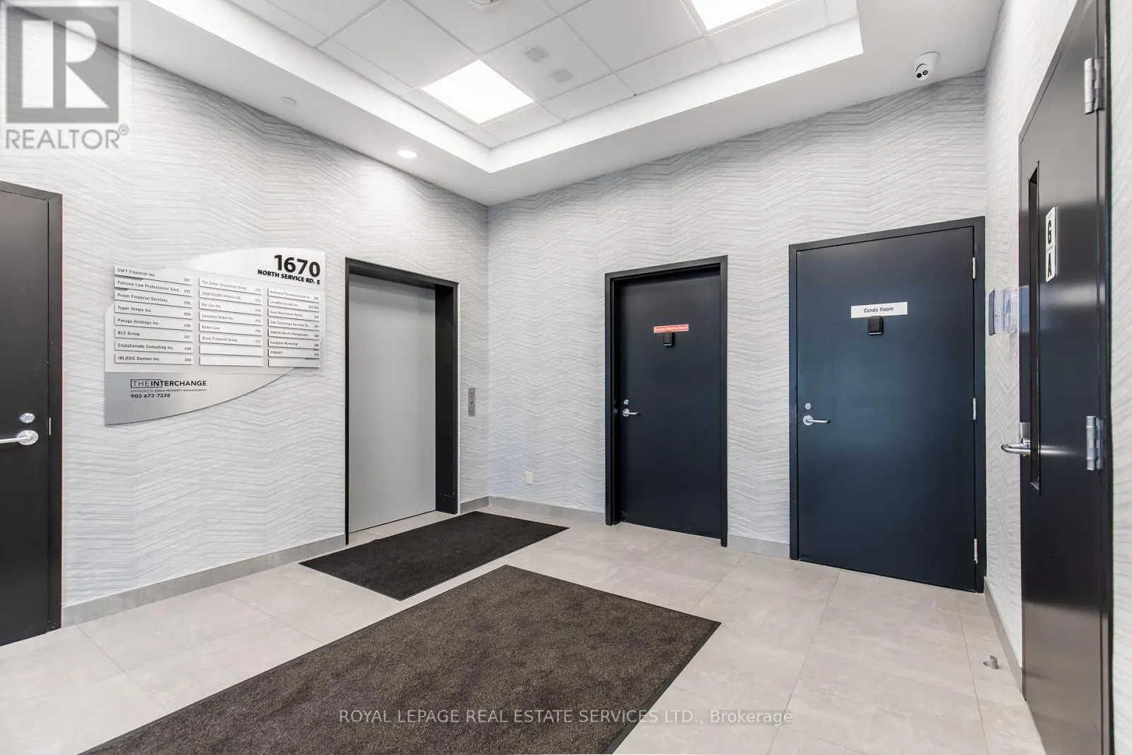 215 - 1670 NORTH SERVICE ROAD