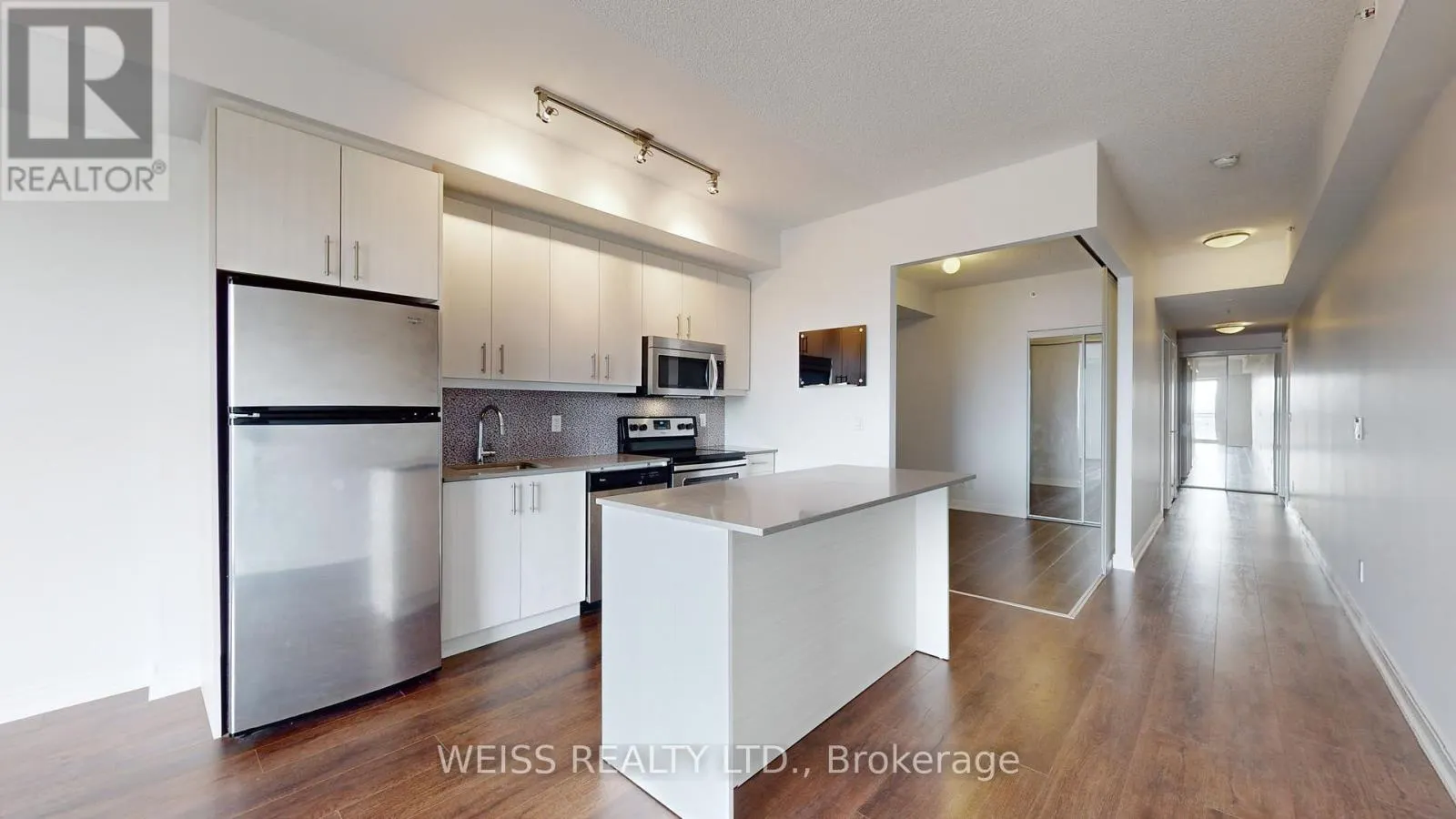 506 - 760 THE QUEENSWAY S